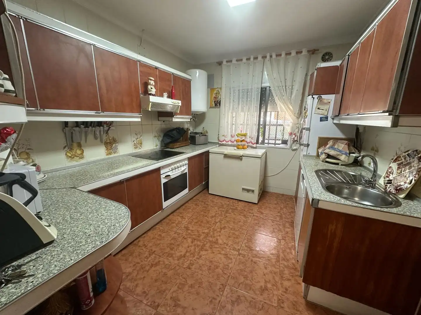 Kitchen of Houses for sale in Jerez de la Frontera  with Air Conditioner, Private garden and Terrace