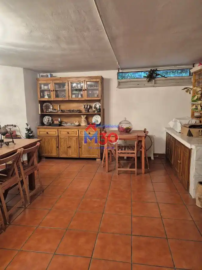 Cuina de Casa o xalet en venda en Miranda de Ebro amb Calefacció i Piscina