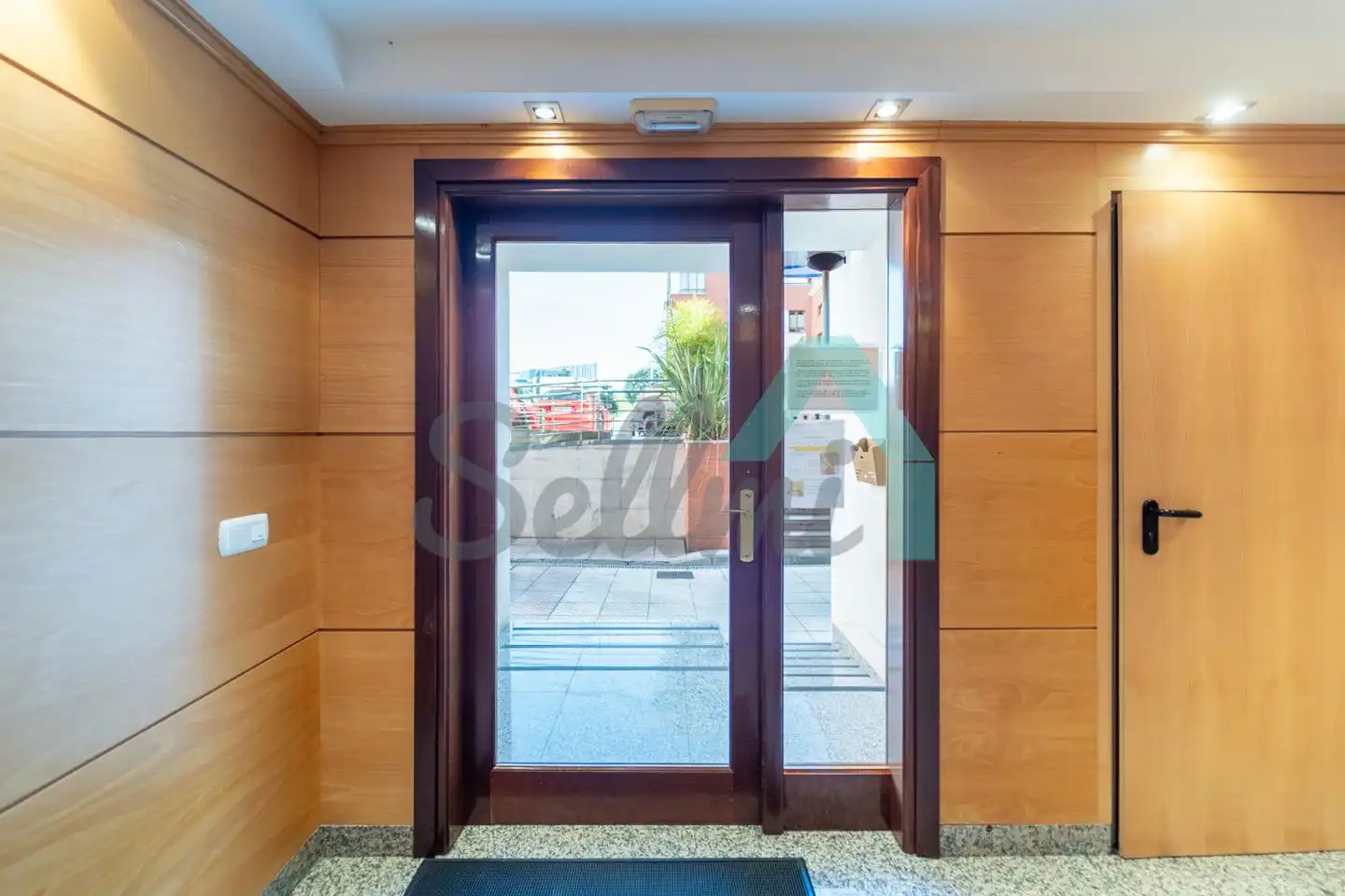 Ático en venta en Oviedo  con Calefacción, Parquet y Terraza