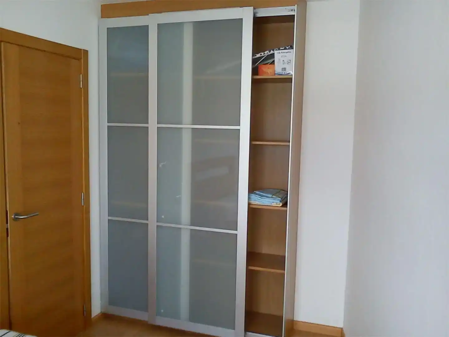 Dormitori de Apartament de lloguer en Laxe amb Parquet i Moblat
