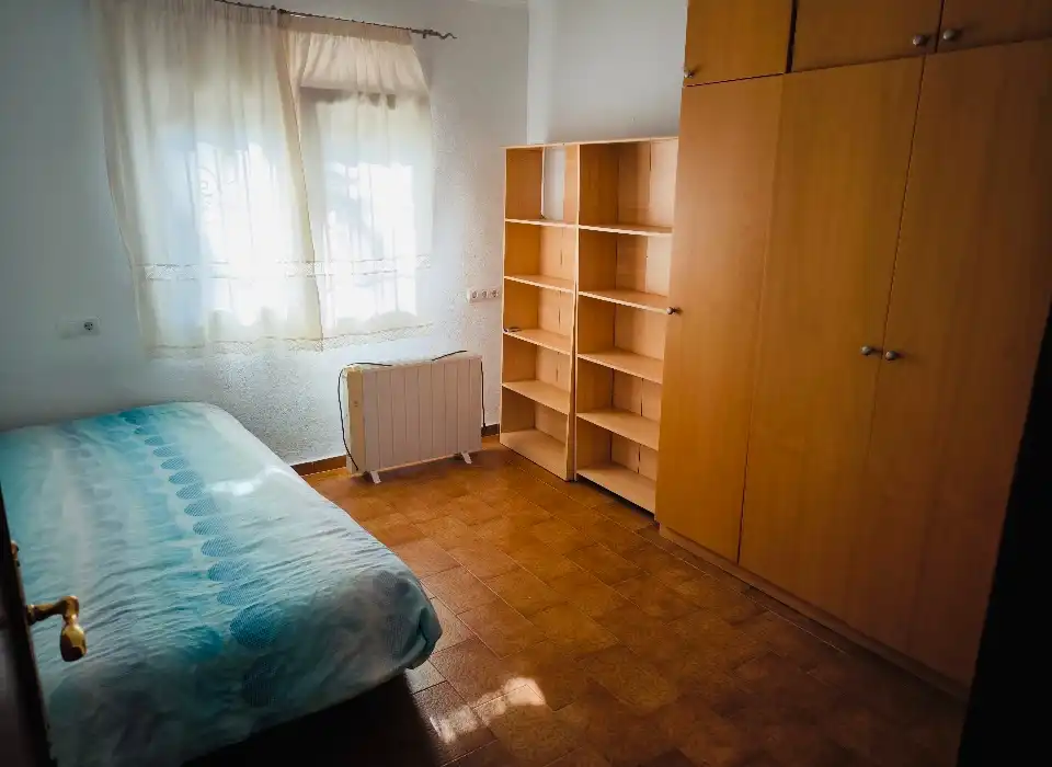 Dormitori de Casa o xalet en venda en Muro de Alcoy amb Aire condicionat, Calefacció i Jardí privat