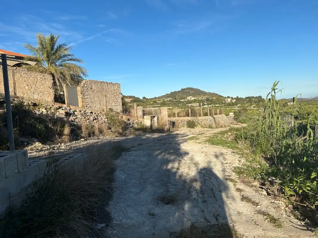 Finca rústica en venda en Oliva amb Moblat