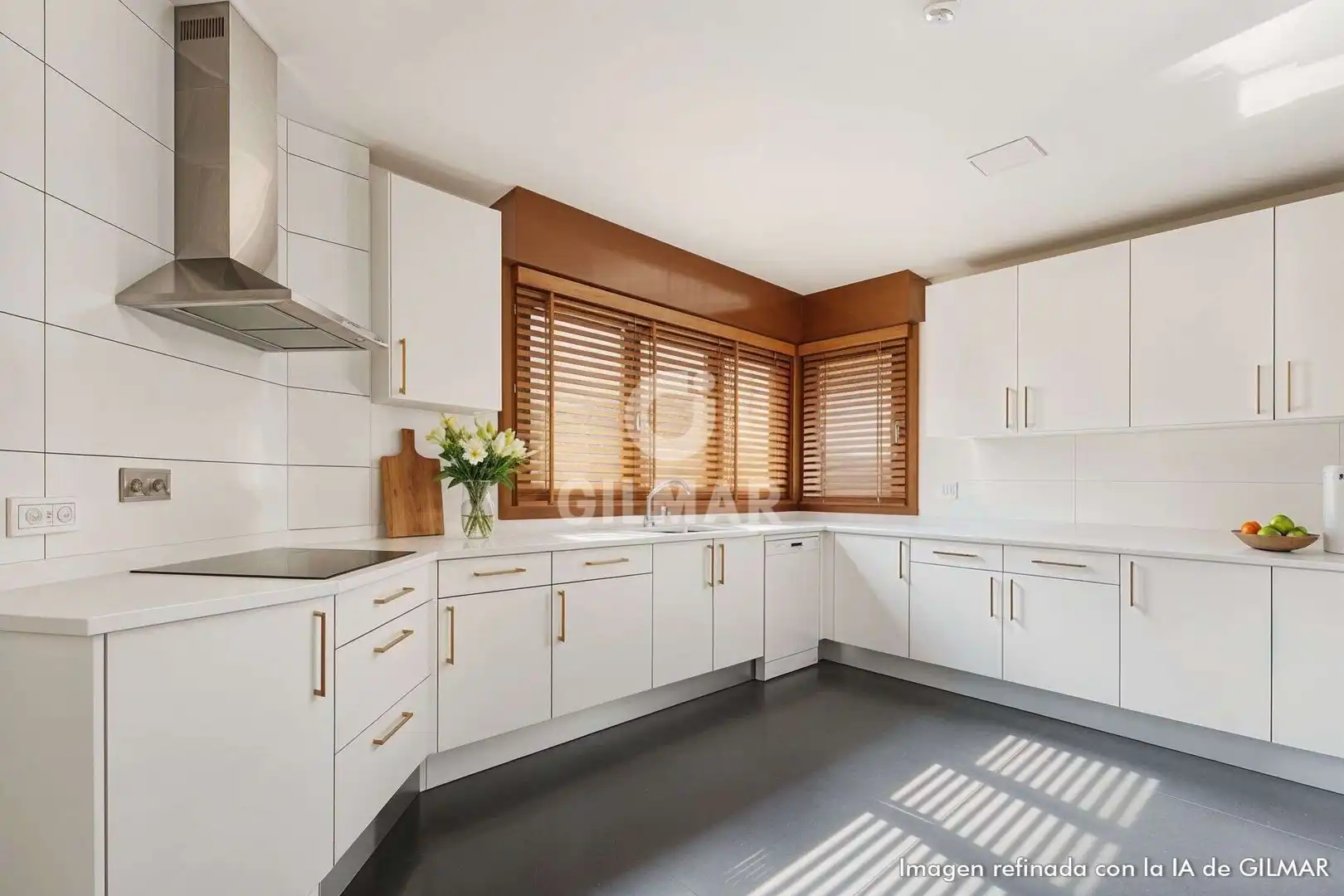 Cocina de Casa o chalet en venta en Madrid con Calefacción, Jardín privado y Piscina