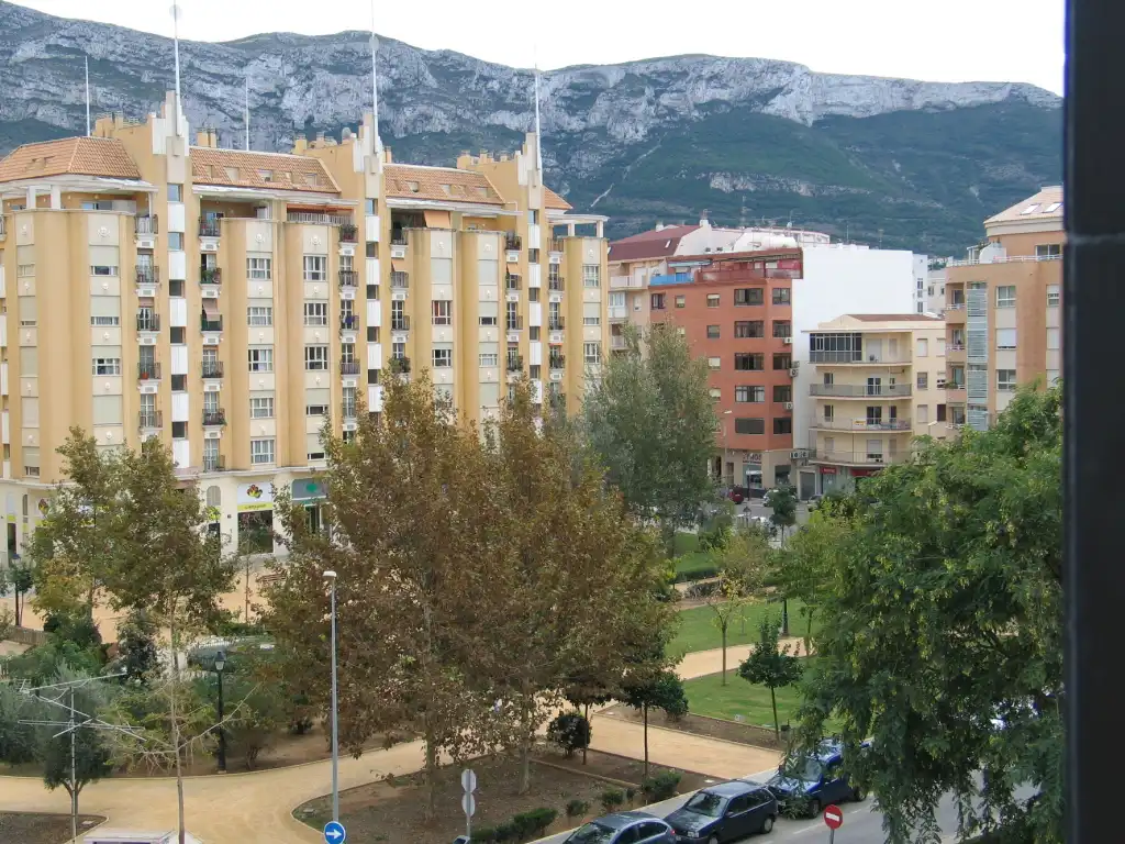 Apartamento con ascensor en venta en Carrer Calp, imagen 2