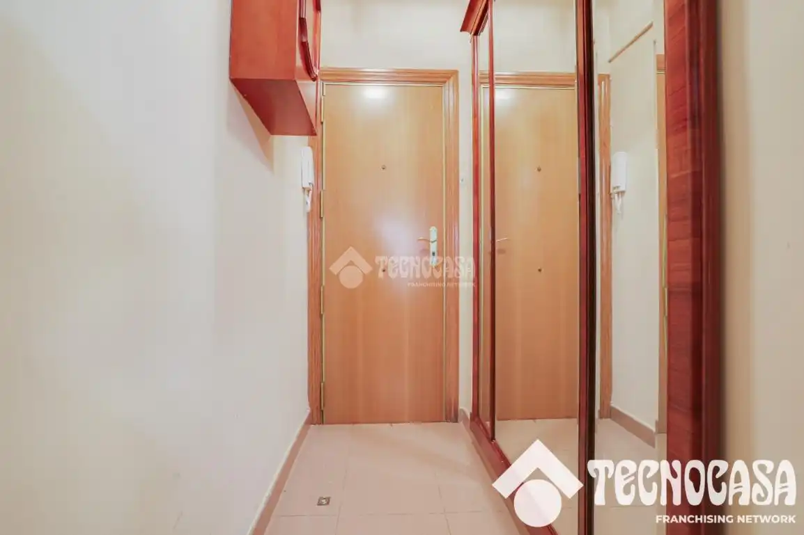 Flat with terrace for sale in Nou Barris, imagen 7