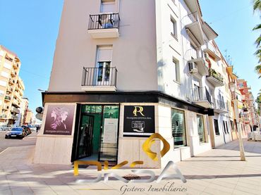 Gewerbefläche zur Miete in Avenida de Pius XII