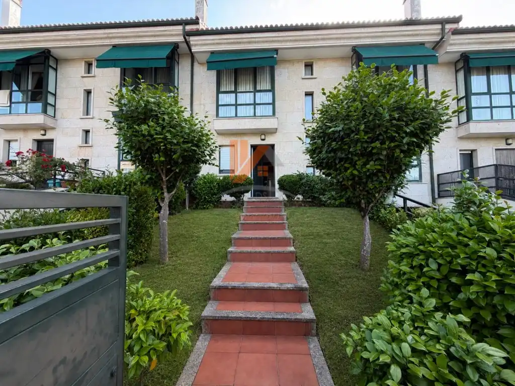 Exterior view of Detached homes for sale in Santiago de Compostela   with Heating, Private garden and Terrace