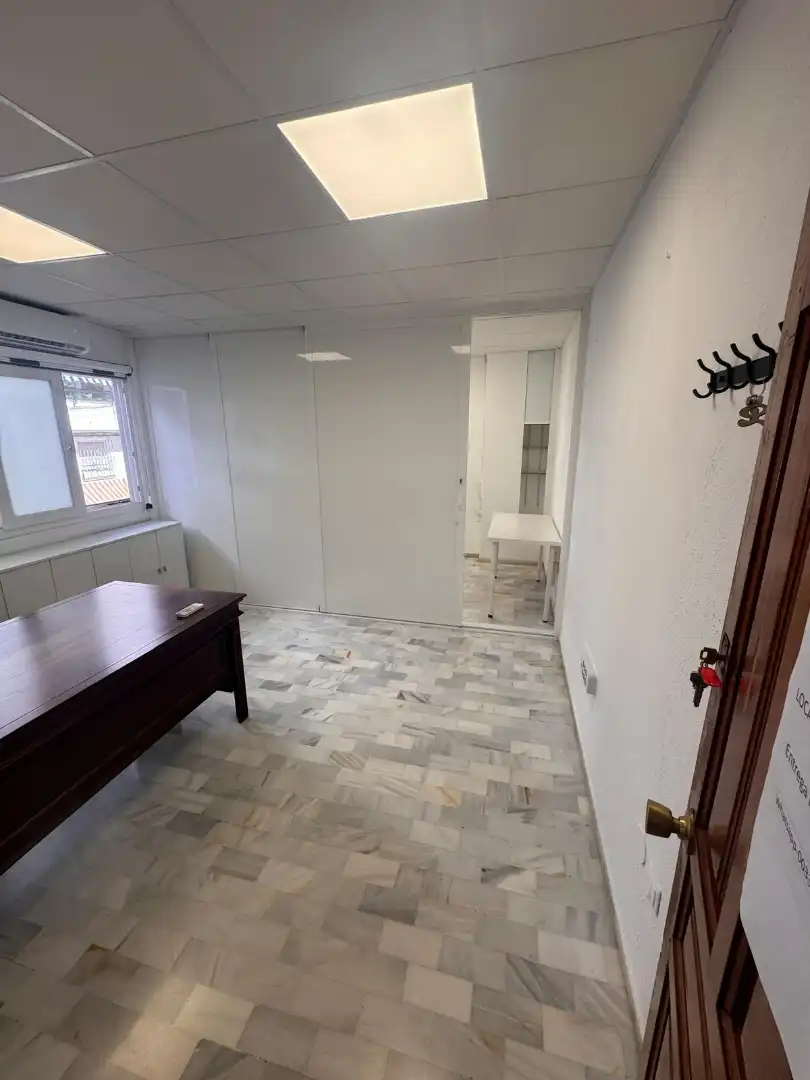 Office for rent in Avenida de la Constitución, 1, San Pedro de Alcántara pueblo