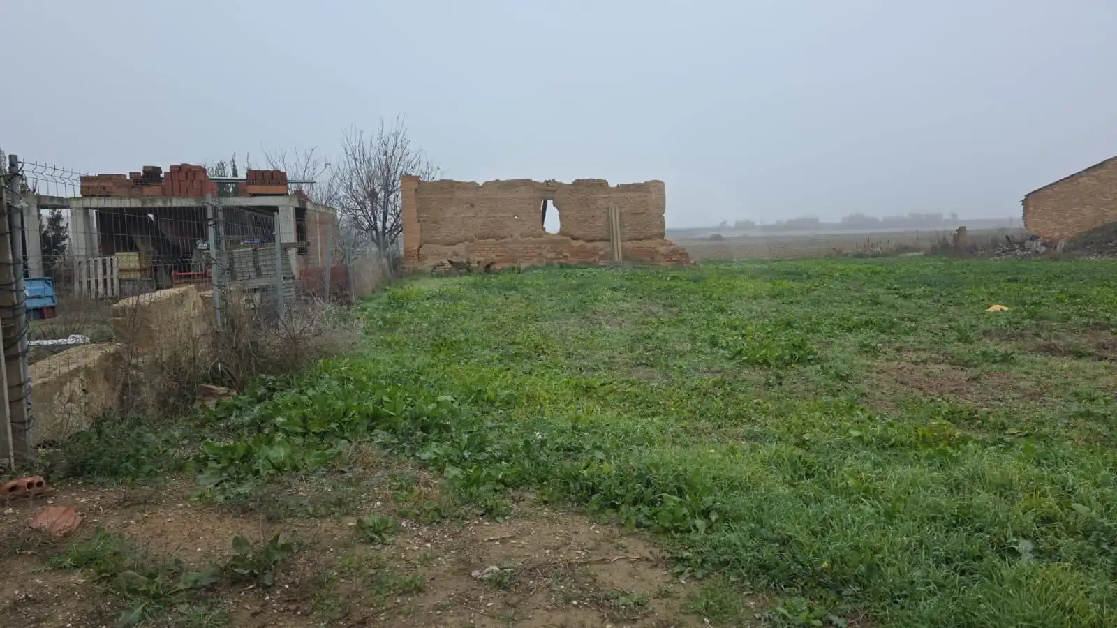 Terreno residencial en venta en Carrer de Castellnou de Seana 35, imagen 2