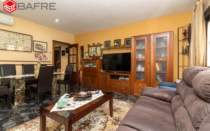 Living room of Flat for sale in Pinto  with Air Conditioner and Heating