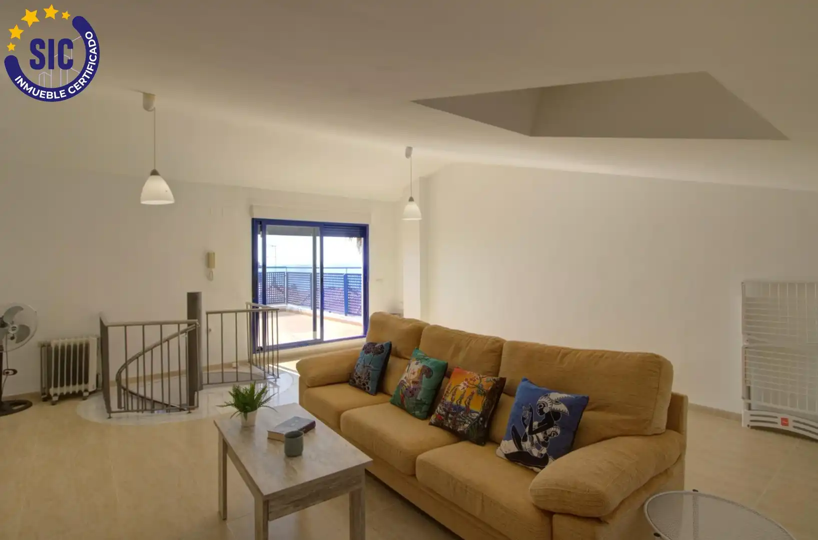 Wohnzimmer von Maisonette zum Verkauf in Nules mit Klimaanlage, Privatgarten und Terrasse