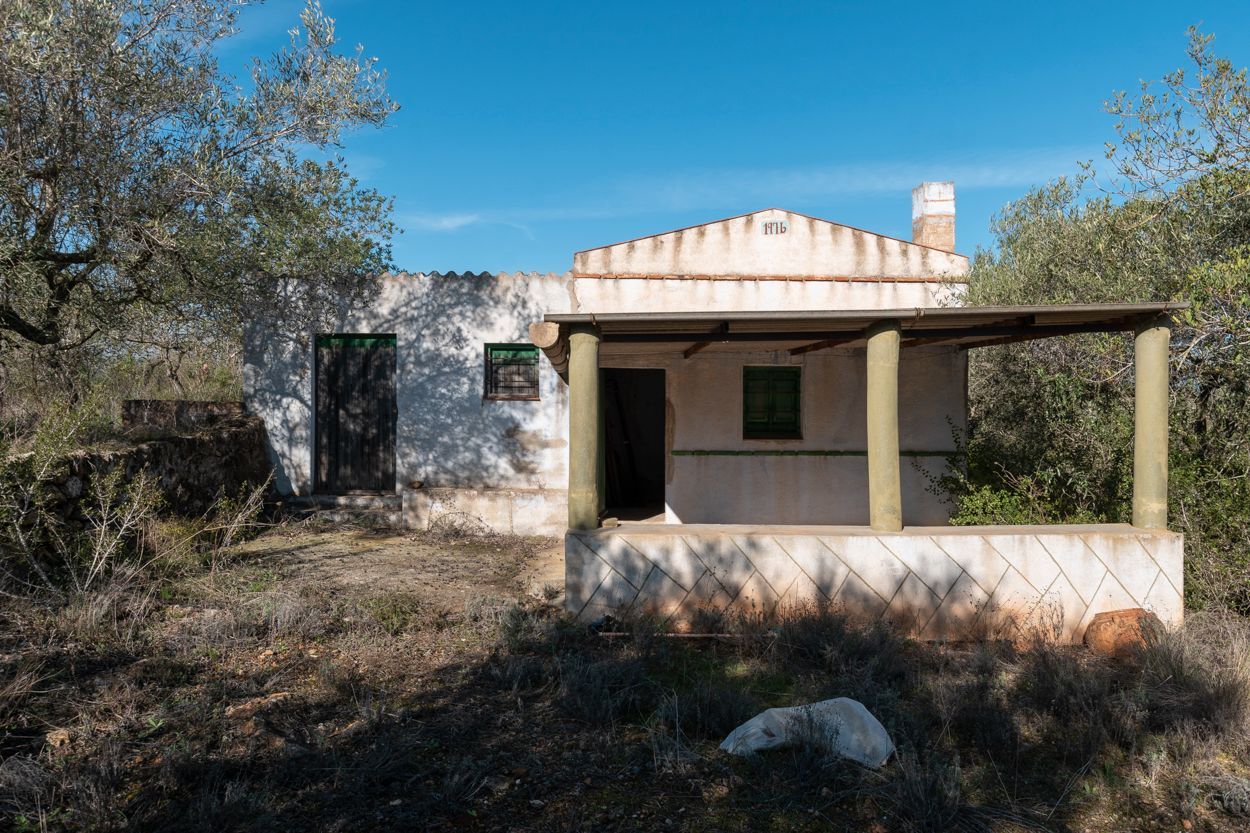 Außenansicht von Country house zum verkauf in El Perelló mit Abstellraum