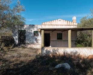 Vista exterior de Finca rústica en venda en El Perelló amb Traster
