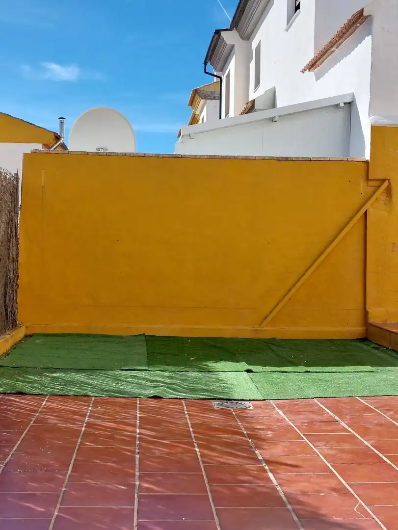 Vista exterior de Casa adosada en venta en Ronda con Aire acondicionado y Trastero