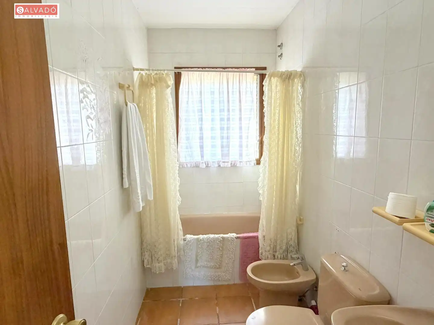 Bathroom of Houses for sale in Albinyana  with Private garden, Terrace and Storage room