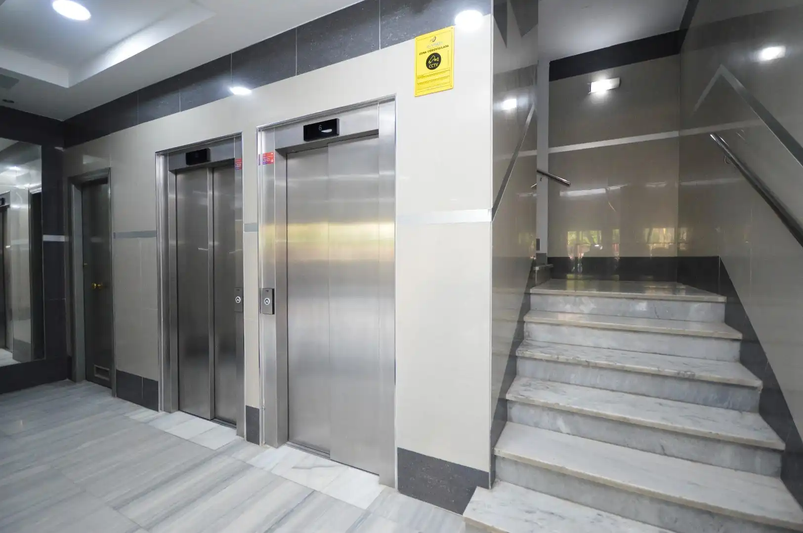 Piso en venta en Almería con Aire acondicionado y Calefacción