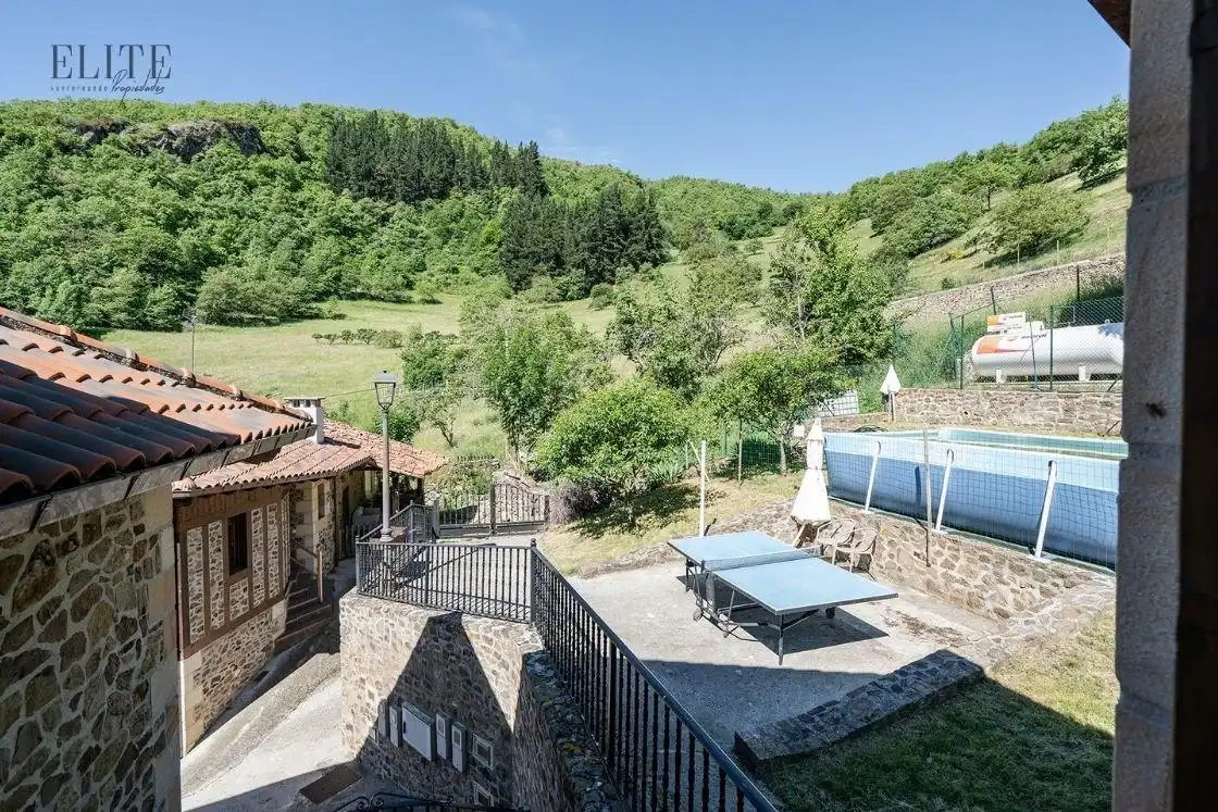 Garden of Houses for sale in Vega de Liébana  with Heating, Private garden and Terrace