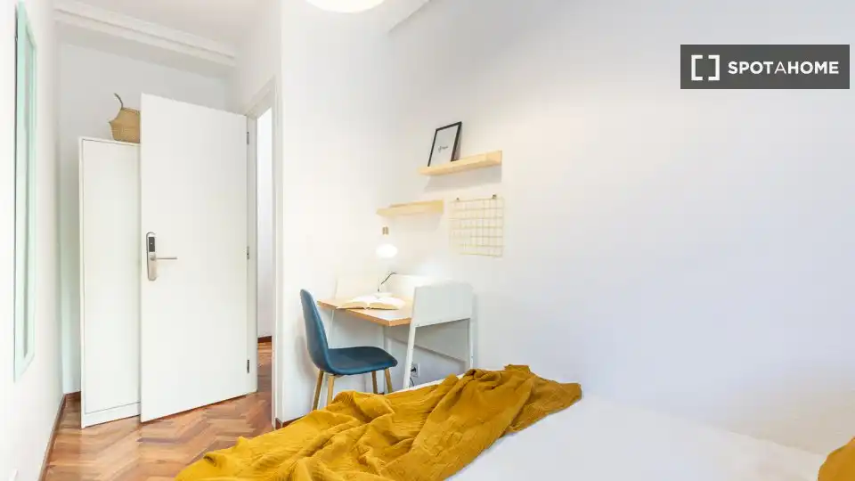 Habitación de Piso para compartir en Madrid con Aire acondicionado, Calefacción y Terraza