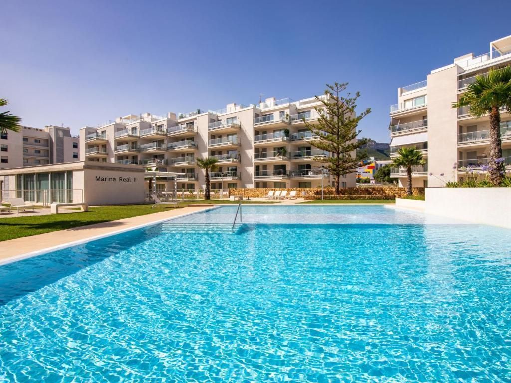 Piscina de Apartamento en venta en Dénia con Aire acondicionado, Calefacción y Trastero