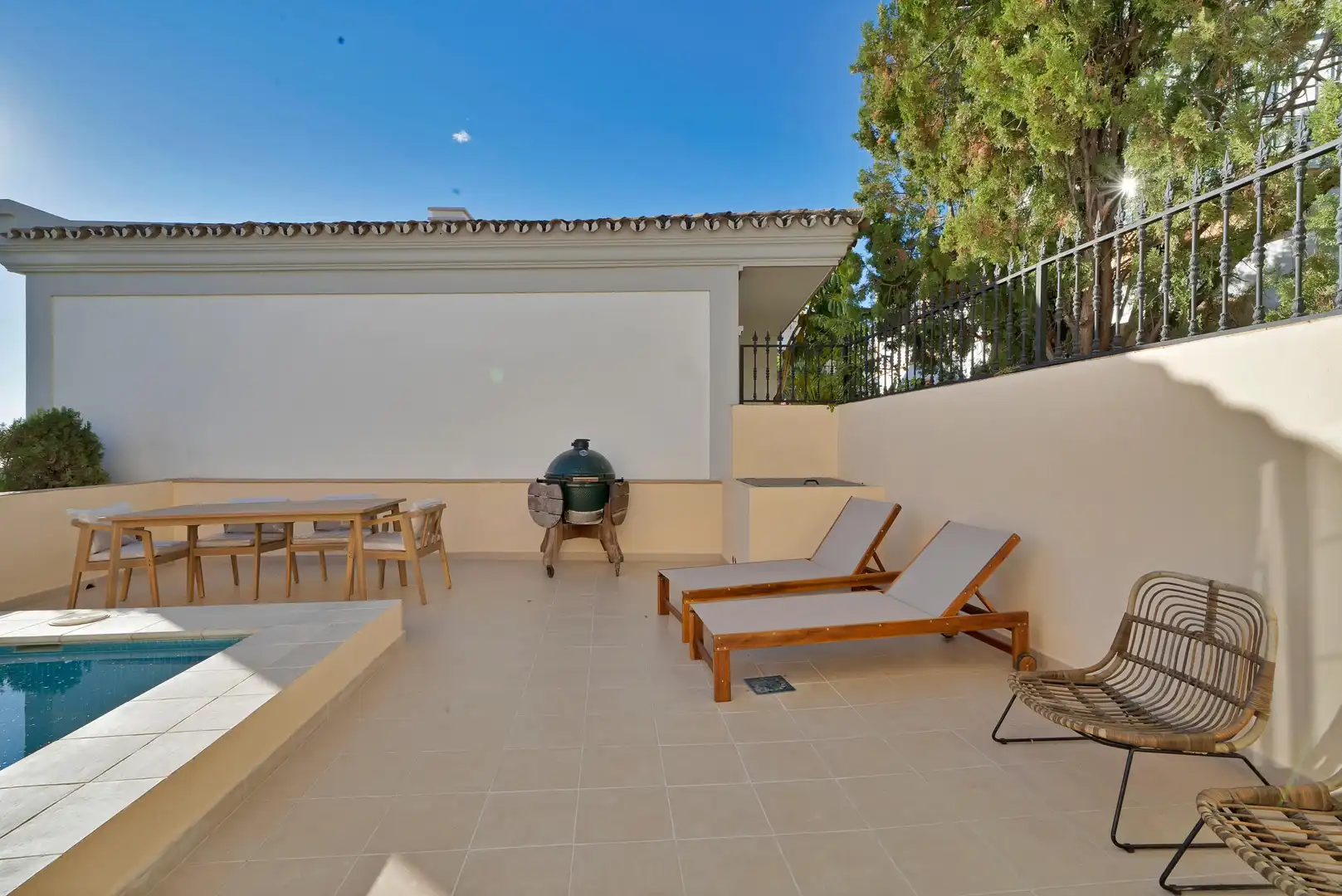 Detached homes for sale in 29 Calle Pleyades, Los Naranjos