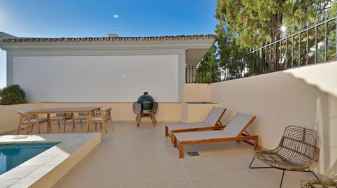Foto 4 de Casa adosada en venda a 29 Calle Pleyades, Los Naranjos, Marbella