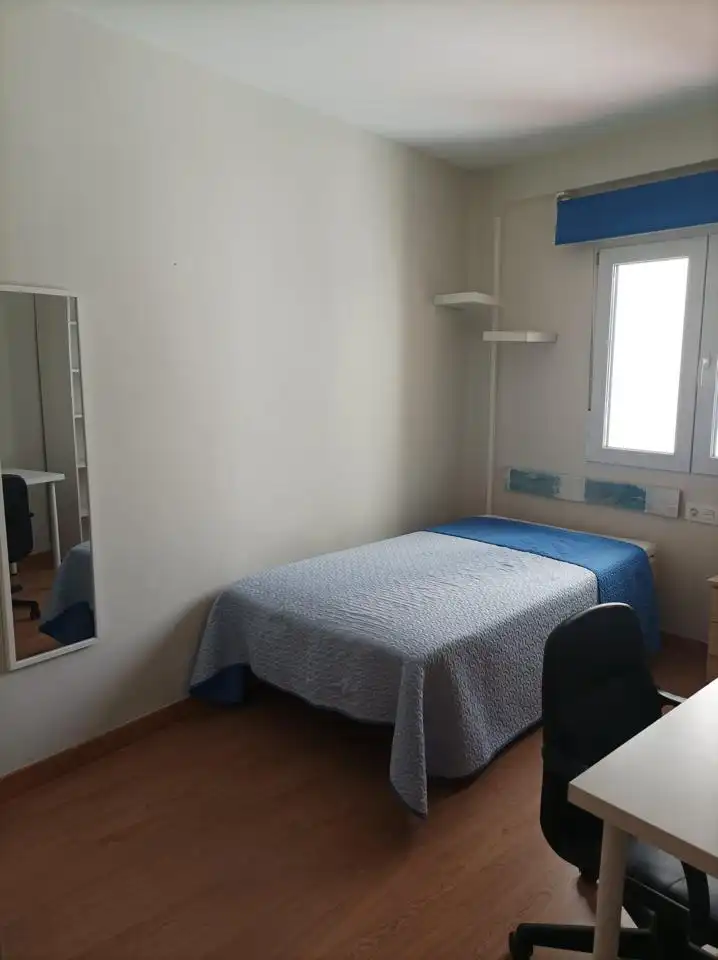 Schlafzimmer von Wohnung zur Miete in Granada