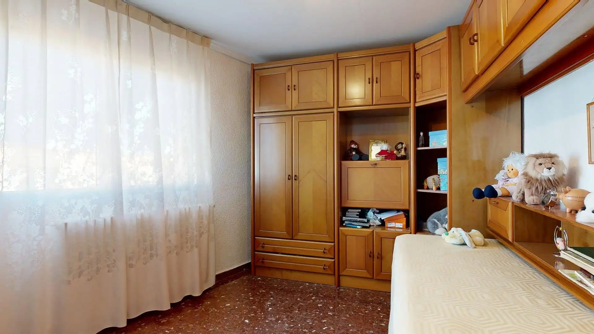 Casa o chalet en venta en Calle VAL DE LA CUEVA, Cadrete