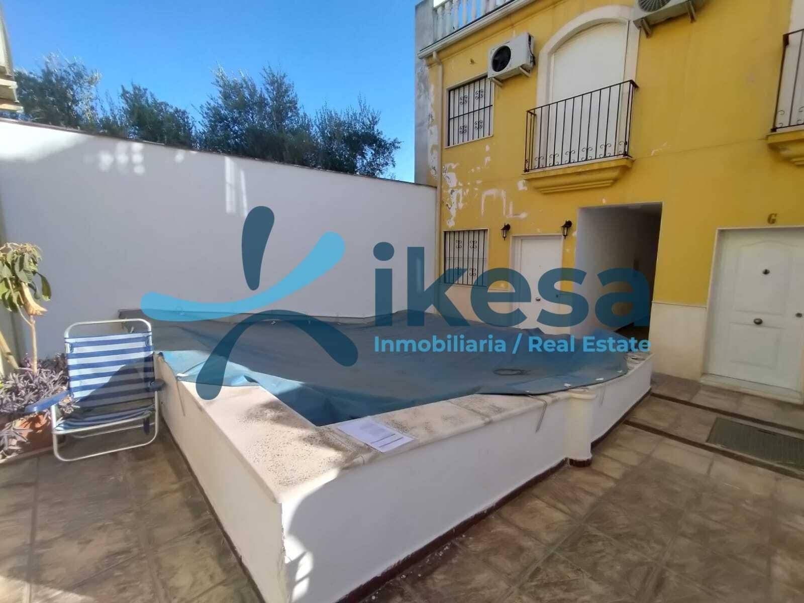 Swimming pool of Flat for sale in Villafranca de Córdoba  with Terrace, Balcony and Community pool