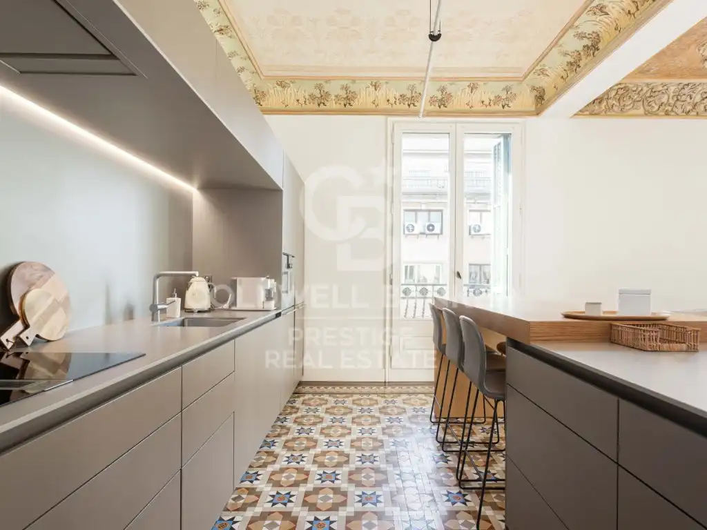 Kitchen of Attic for sale in Barcelona  with Terrace, Swimming Pool and Balcony