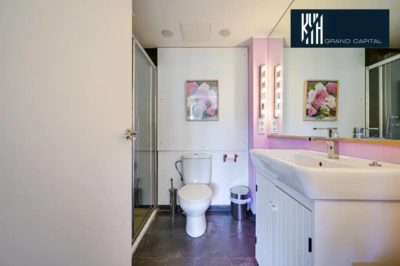 Detached house with pool for sale in Carrer Carrer Alexandria, imagen 16