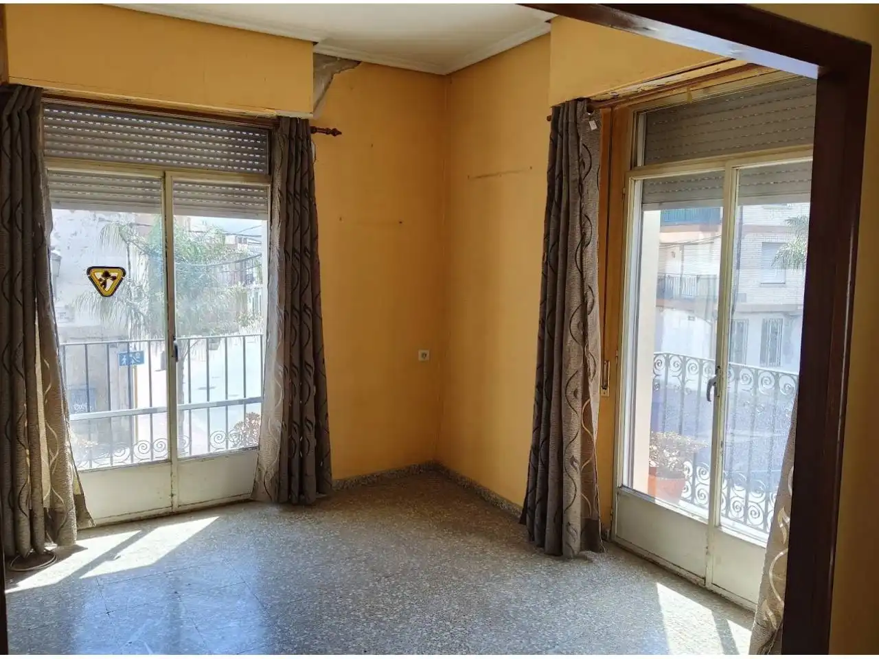 Habitación de Piso en venta en Burjassot con Terraza y Balcón