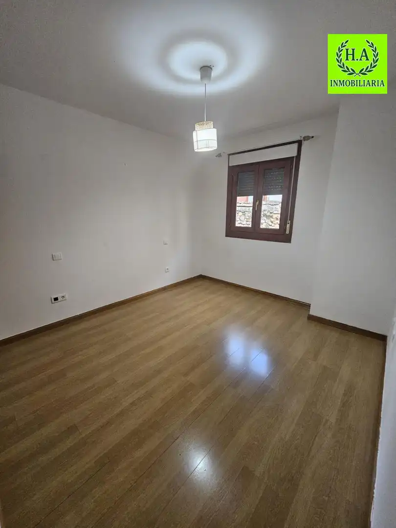Habitación de Apartamento en venta en San Agustín del Guadalix con Calefacción y Trastero