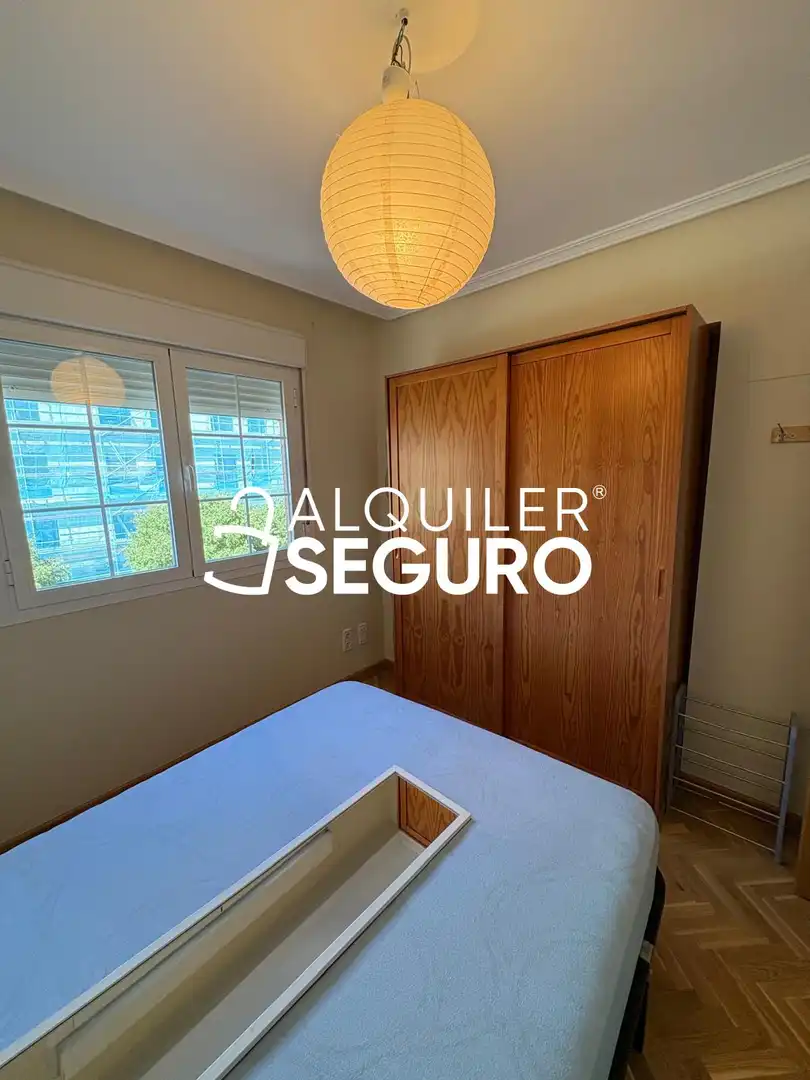 Habitación de Piso de alquiler en Madrid con Aire acondicionado, Calefacción y Trastero