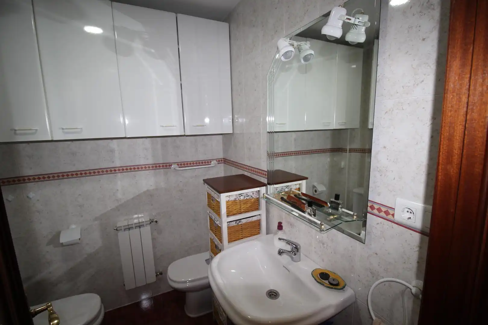 Baño de Piso en venta en Puertollano con Aire acondicionado, Calefacción y Amueblado