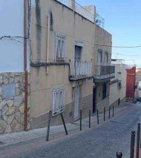 Foto 2 de Casa o chalet en venta en Travesía de la Trinidad, Baños de la Encina, Jaén