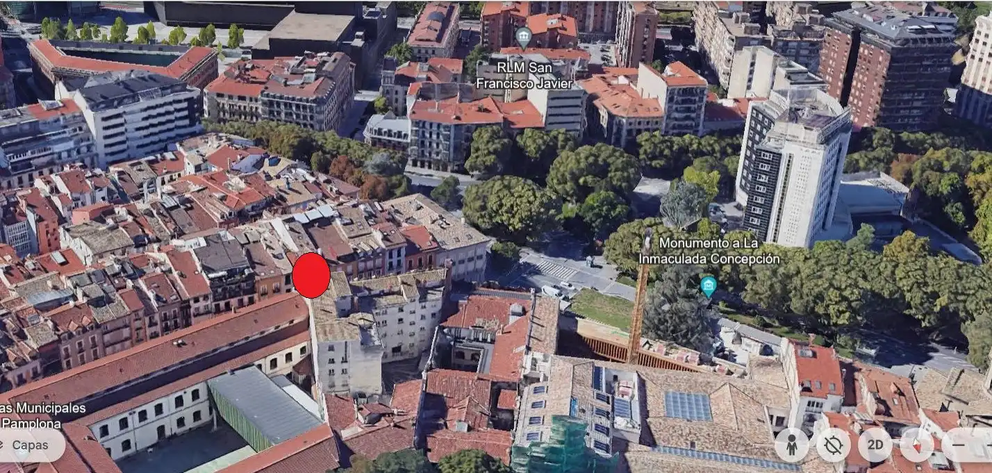 Vista exterior de Local en venta en  Pamplona / Iruña