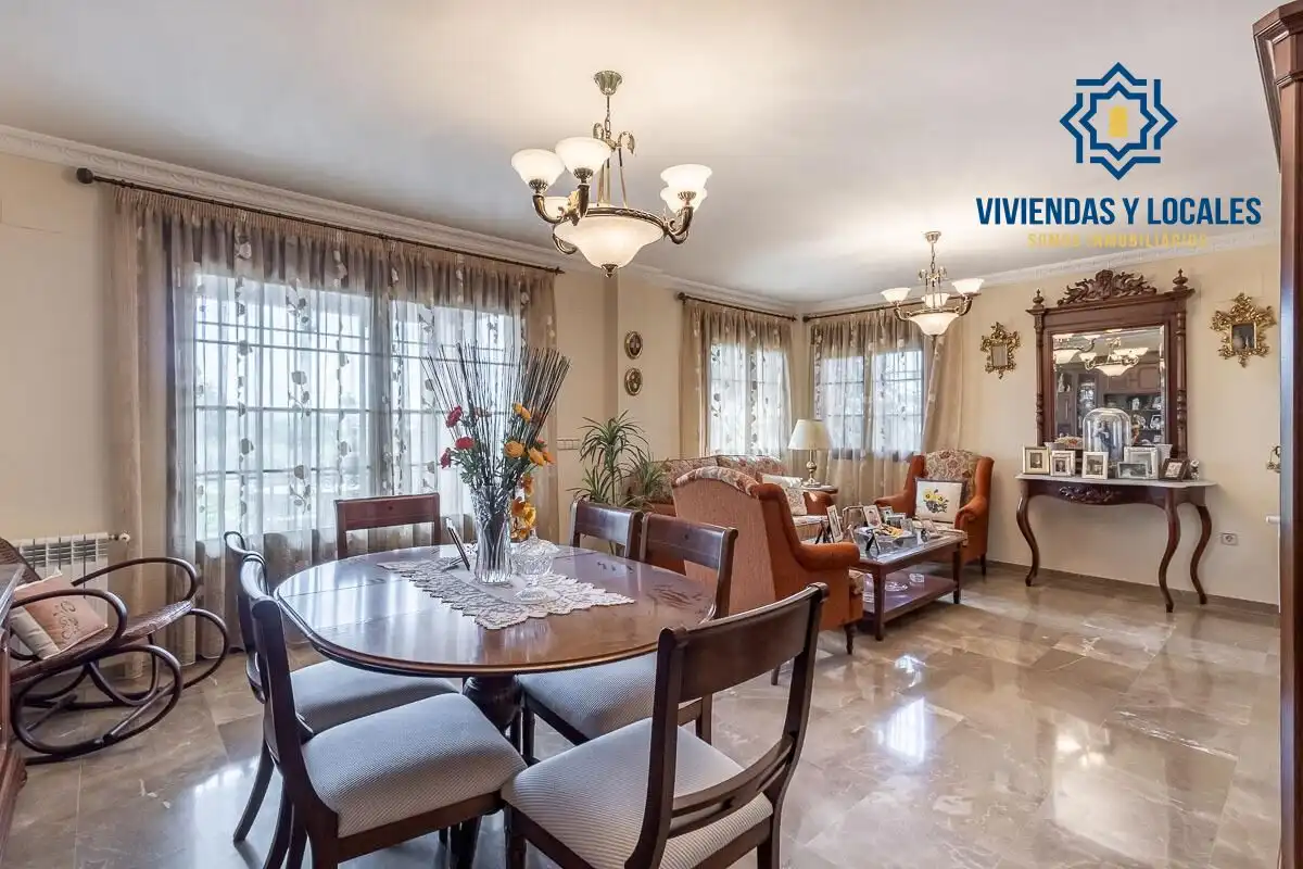Casa con giardino in vendita a Calle MARIANA PINEDA, imagen 8