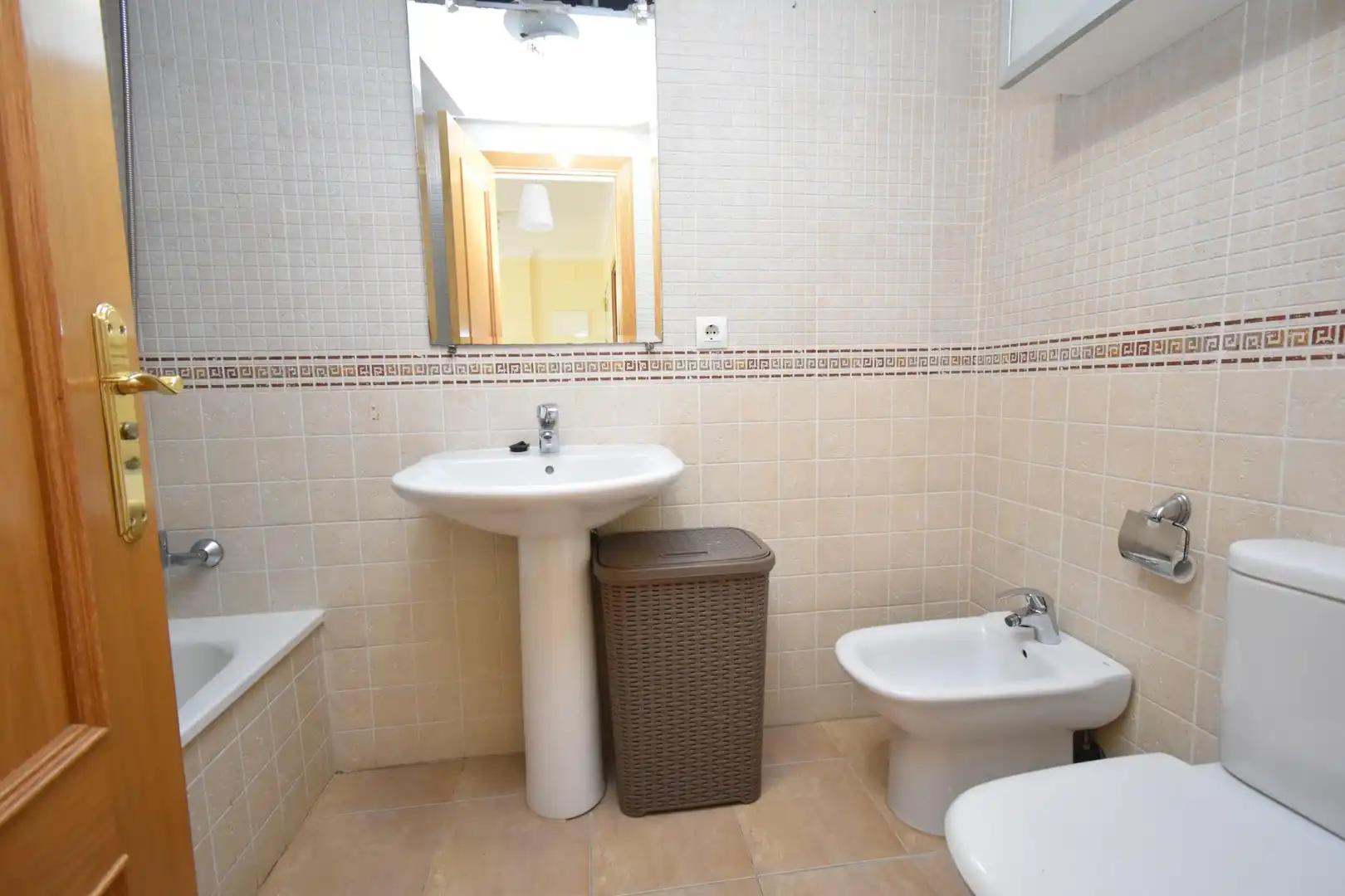 Baño de Ático en venta en Chiclana de la Frontera con Jardín privado, Terraza y Amueblado