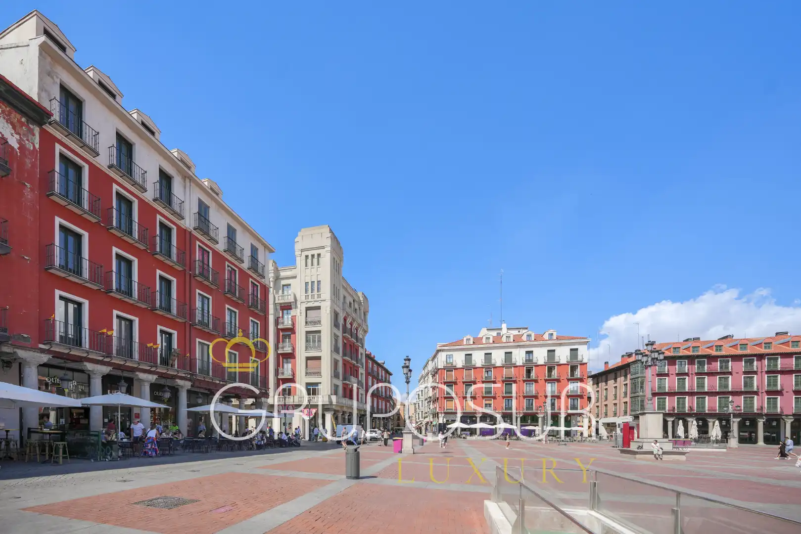 Vista exterior de Pis en venda en Valladolid amb Calefacció, Parquet i Terrassa