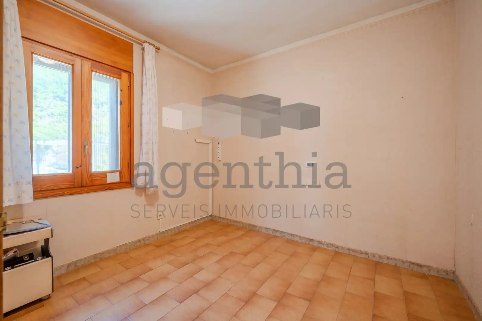 Houses for sale in Quart  with Air Conditioner, Heating and Terrace
