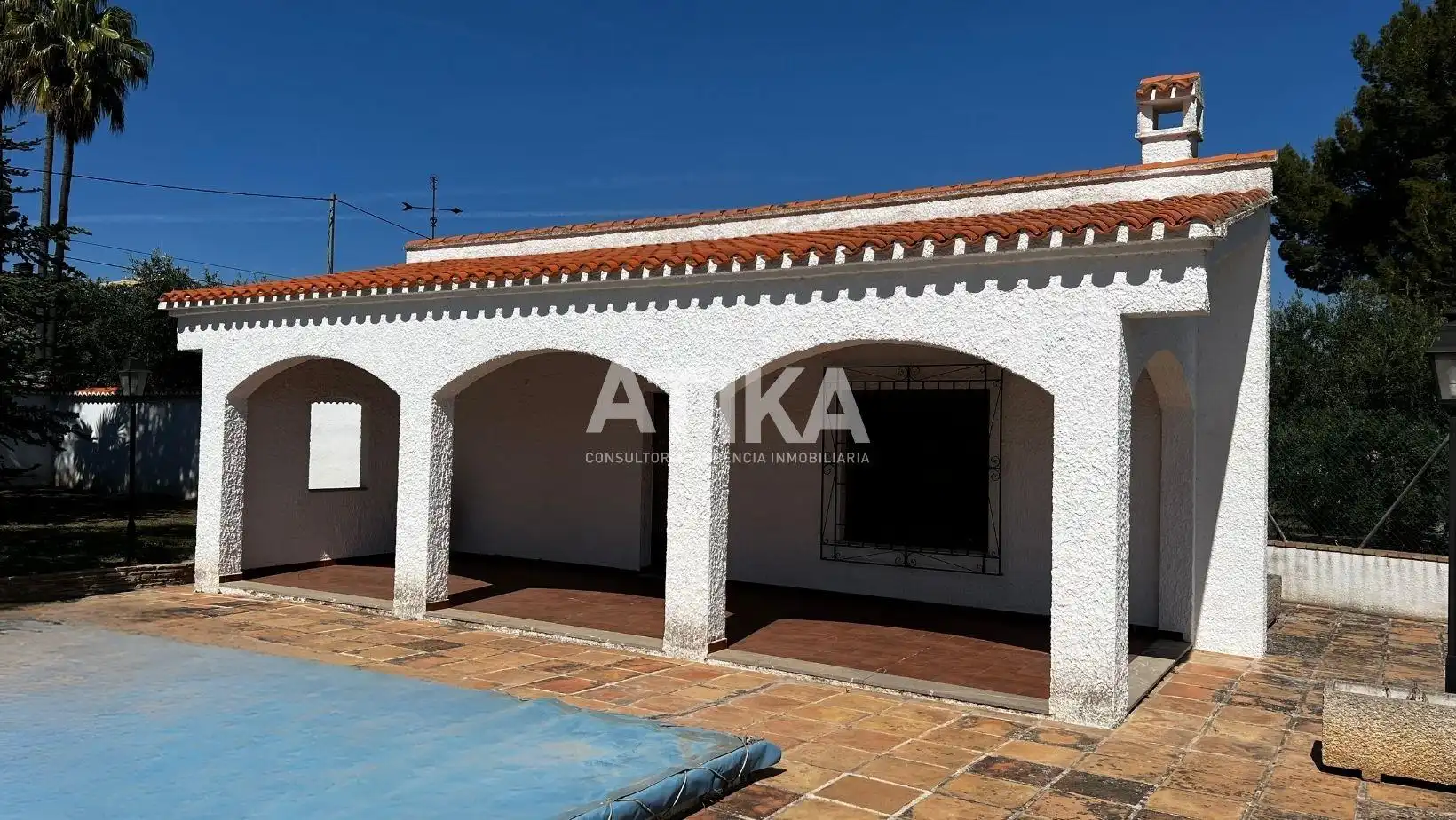 Vista exterior de Casa o xalet en venda en Ontinyent amb Calefacció, Jardí privat i Traster