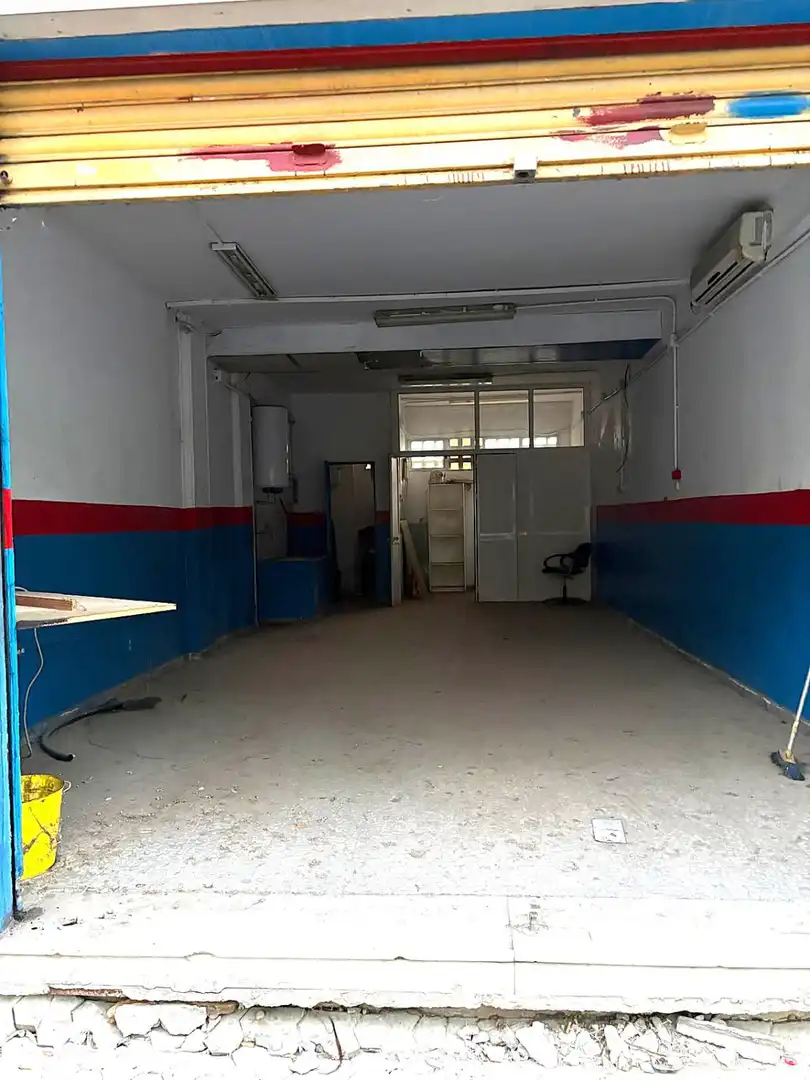 Business premises for sale in Sur