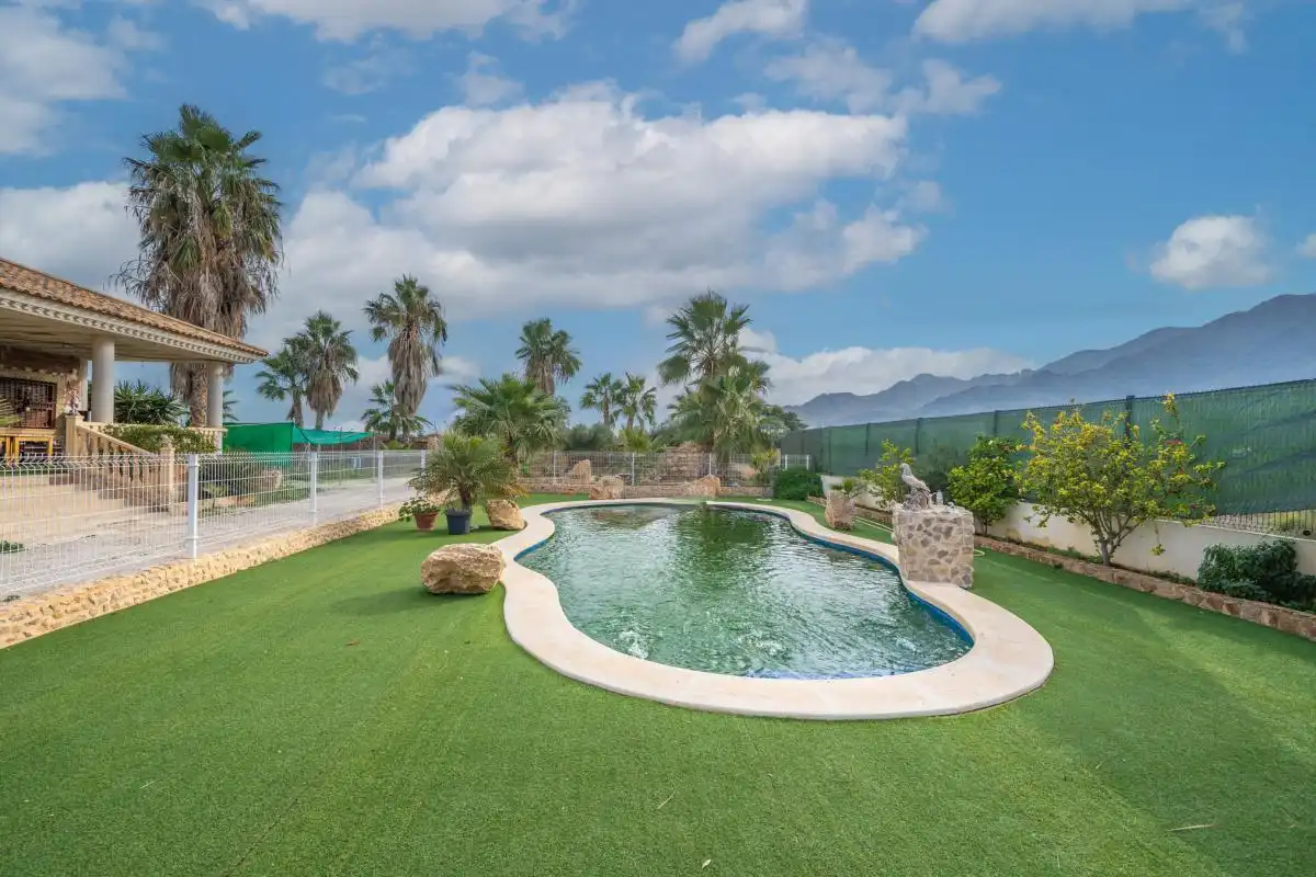 Finca rústica en venta en Cam. de la Sierra, Cox