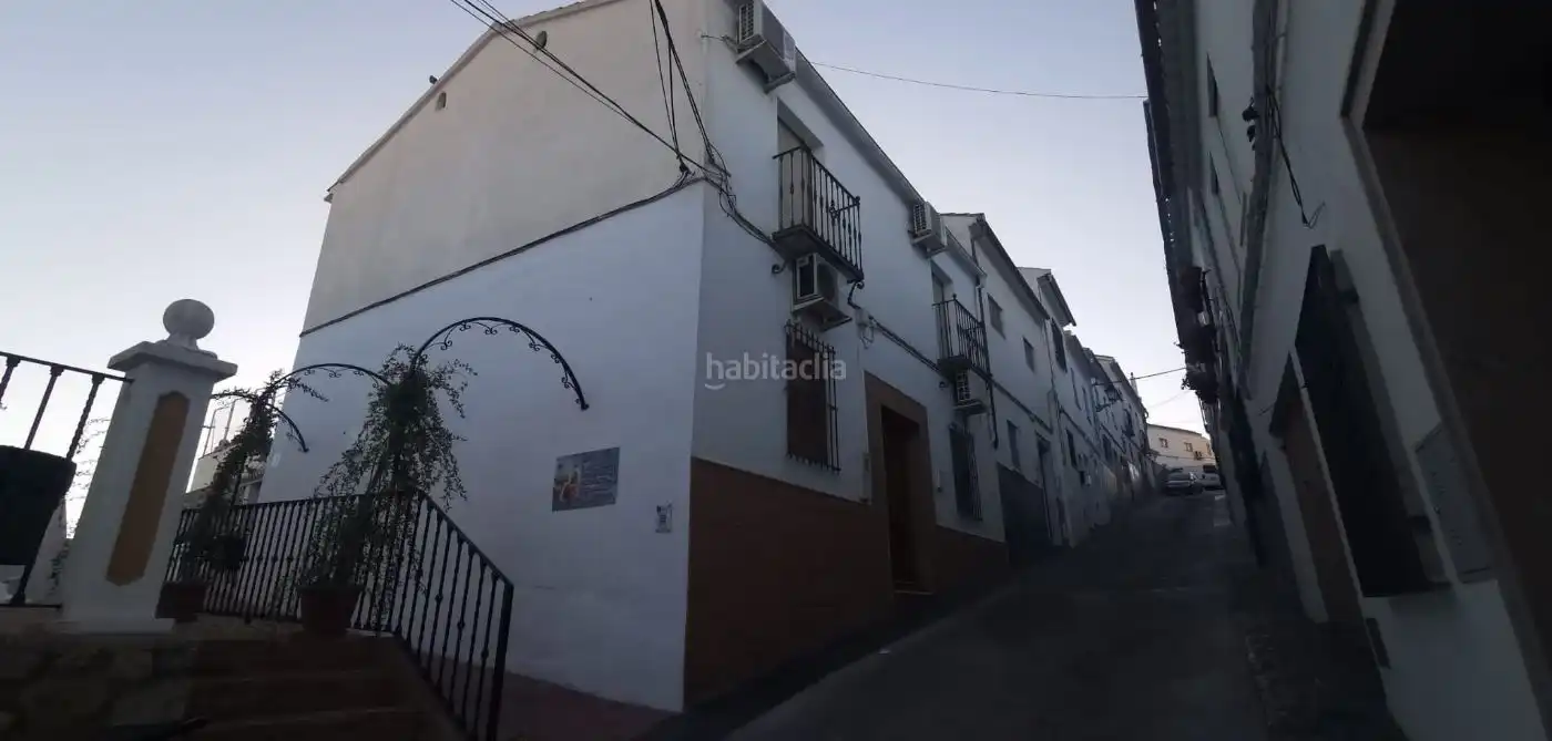 House for sale in Calle Rodrigo Alonso 1