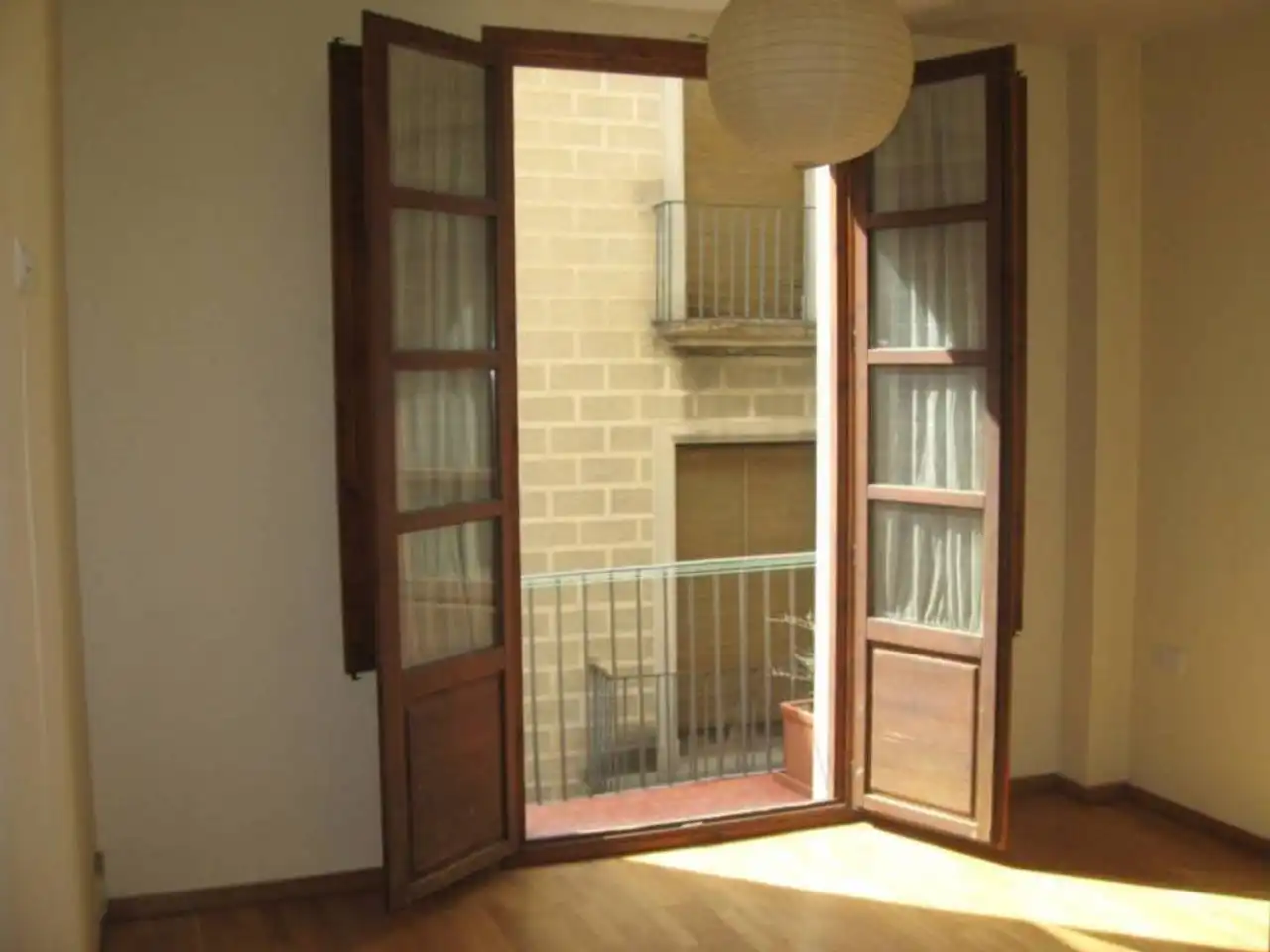Flat with terrace to rent in Calle nou, imagen 2