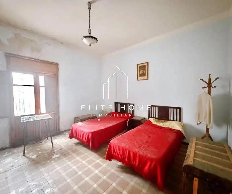 Habitación de Casa o chalet en venta en Sierra Engarcerán con Terraza y Balcón