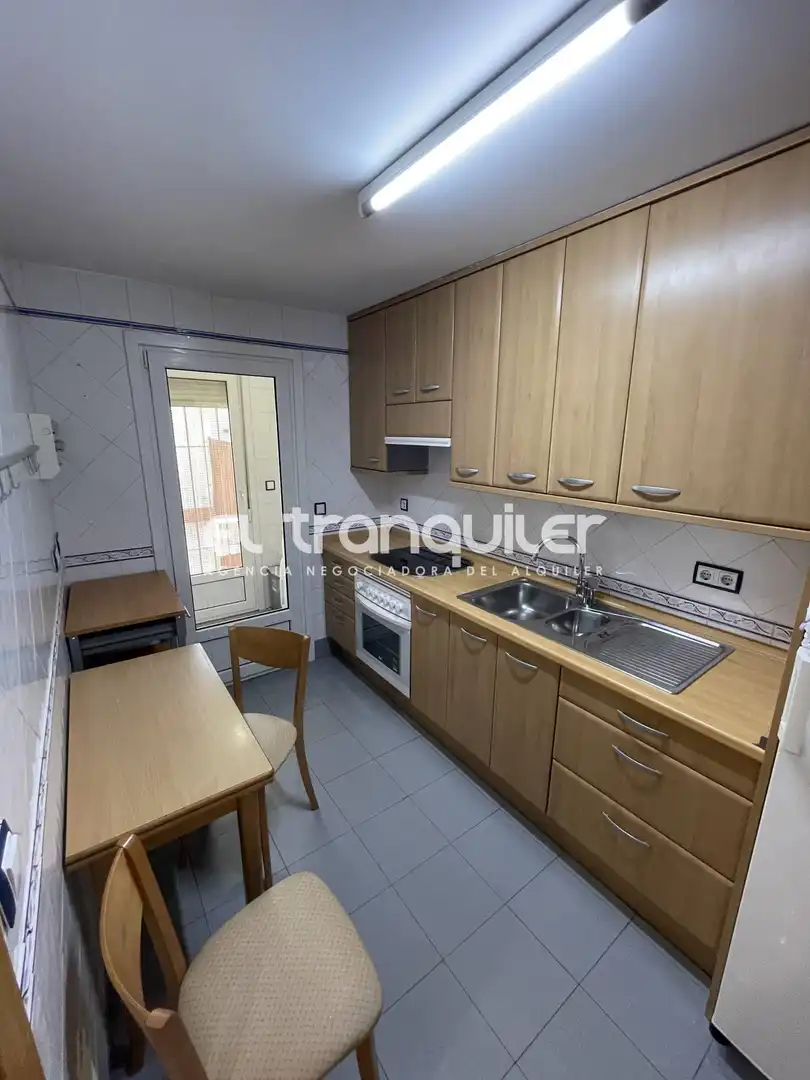 Appartamento con giardino in affitto a Calle Hospital, imagen 3