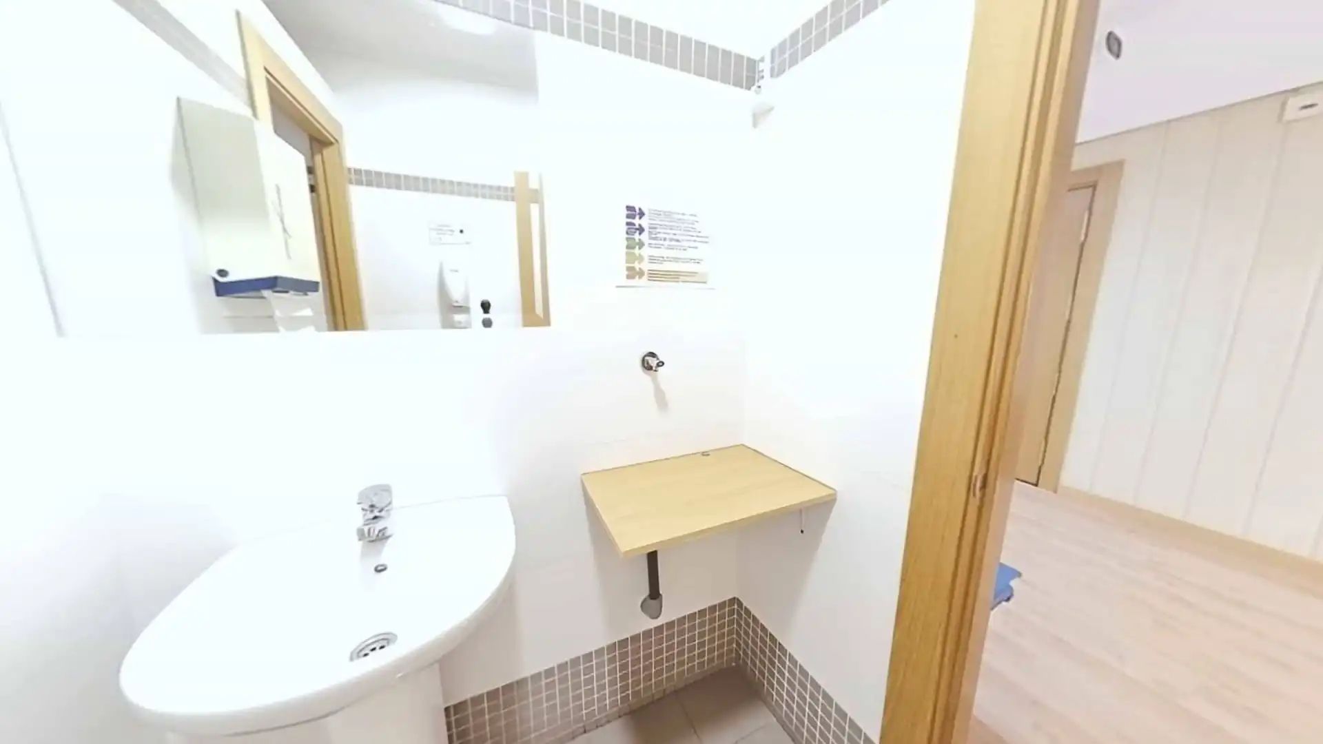Baño de Oficina en venta en Santander con Aire acondicionado, Calefacción y Trastero