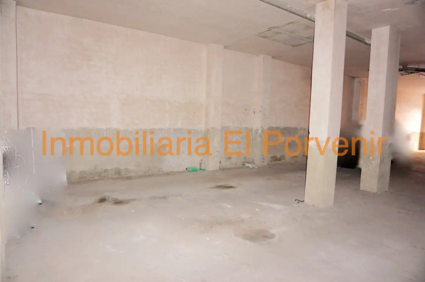 Local comercial de lloguer a Calle Tirant Lo Blanc, imagen 3