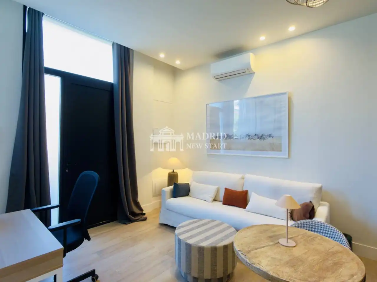 Loft with lift to rent in Calle Algeciras, imagen 3